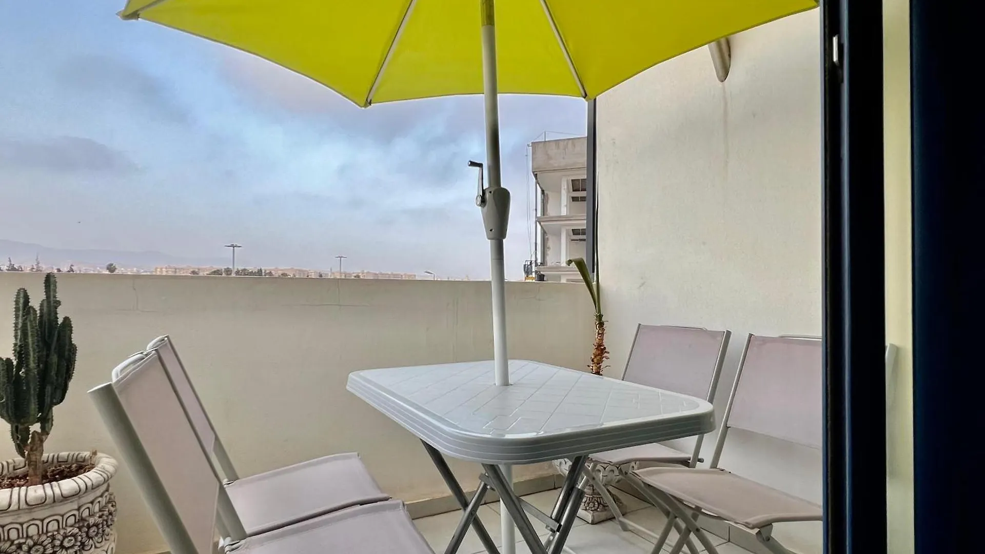 Sweet Jacob'S City Center Agadir Appartement